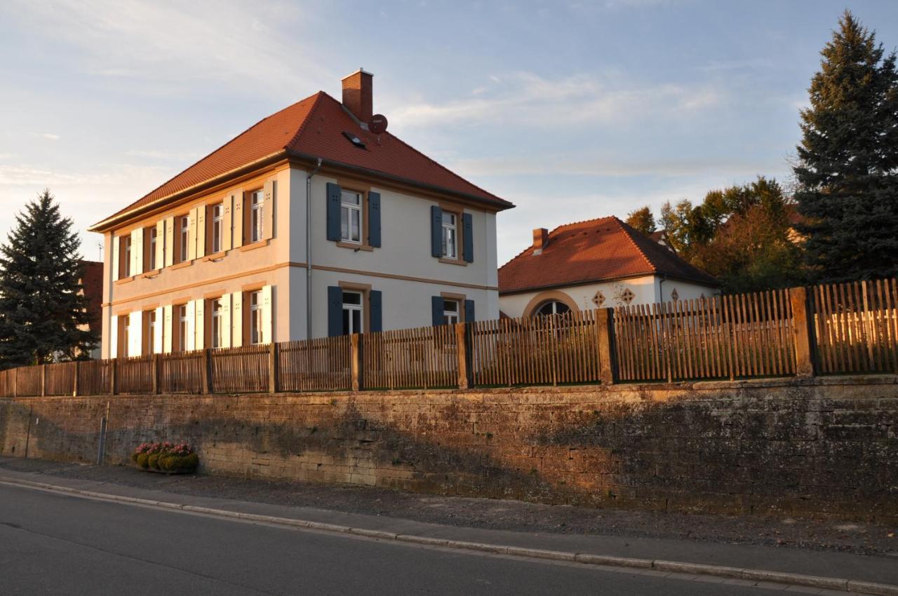 Altes Pfarrhaus * Bargen